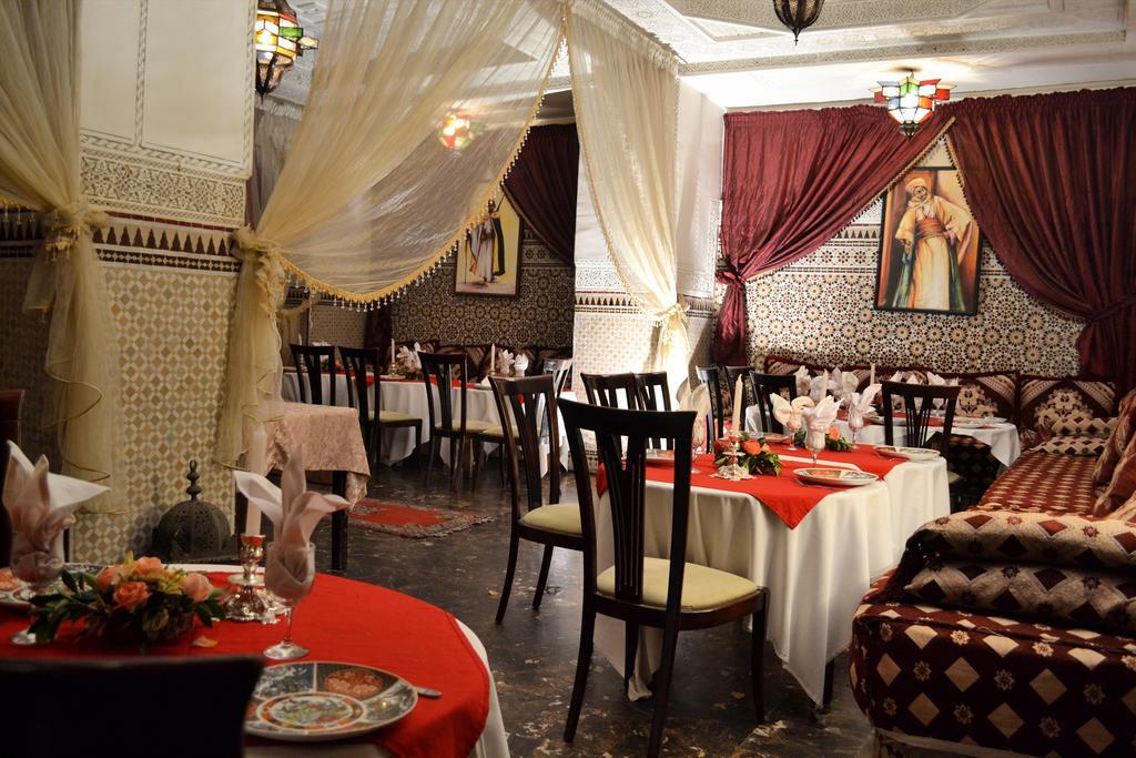 Le Grand Hotel Tazi 马拉喀什 外观 照片